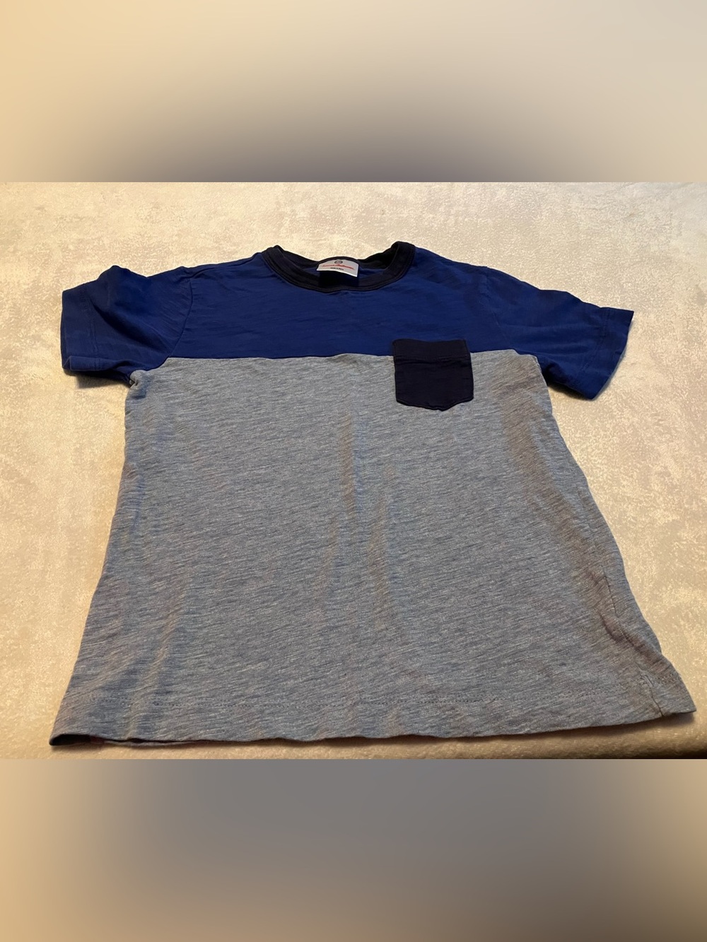 Hanna Andersson Navy and Heather Blue Short-Sleeve Colorblock Tee